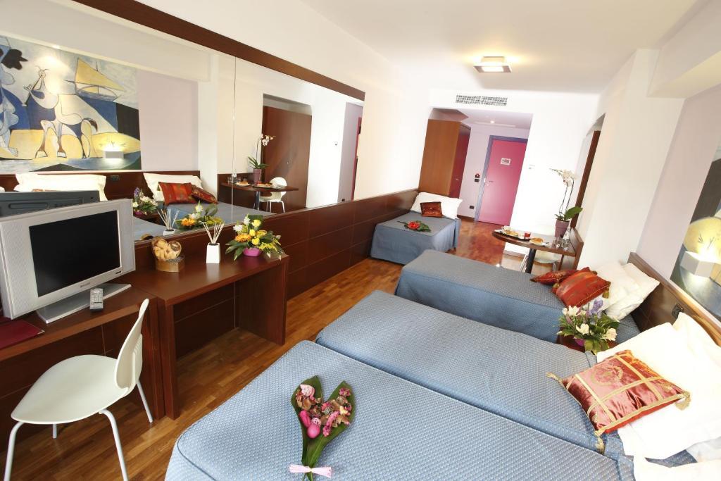 Hotel Il Monte セラヴァッレ 部屋 写真